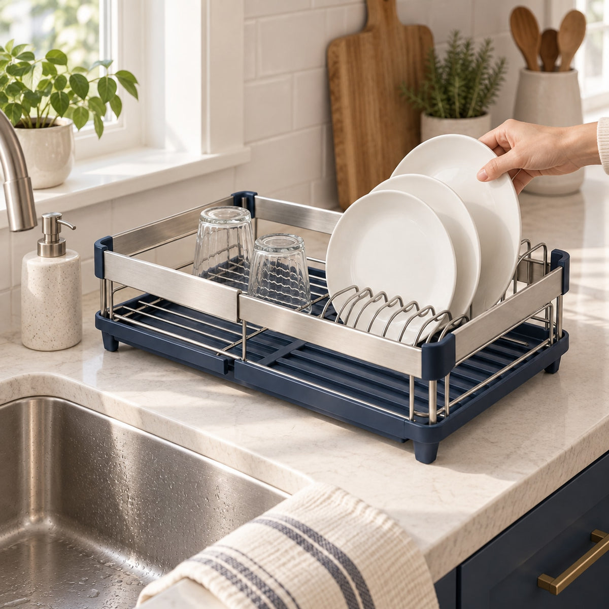 Expandable Dish Drying Rack: in-use setting (concept preview; supplier design unconfirmed)